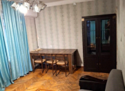 Satılır 2 otaqlı 60 m2 köhnə tikili Azadlıq prospekti m.