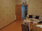 Satılır 2 otaqlı 60 m2 köhnə tikili Xalqlar Dostluğu m.