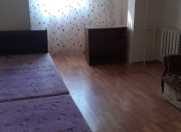 Satılır 2 otaqlı 60 m2 köhnə tikili Xətai r.