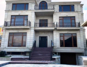 Satılır 8 otaqlı 700 m2 villa Sevinc k/t