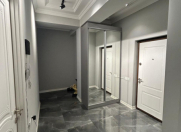Satılır 3 otaqlı 95 m2 yeni tikili İnşaatçılar m.