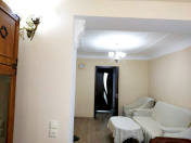 Satılır 2 otaqlı 55 m2 köhnə tikili Yasamal r.