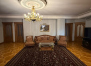 Satılır 5 otaqlı 250 m2 yeni tikili Gənclik m.