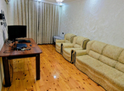 Satılır 4 otaqlı 100 m2 köhnə tikili Əhmədli m.