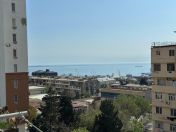 Satılır 3 otaqlı 80 m2 köhnə tikili Həzi Aslanov m.