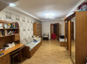 Satılır 3 otaqlı 60 m2 köhnə tikili 8 km