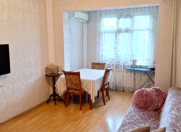 Satılır 2 otaqlı 43 m2 köhnə tikili Gənclik m.