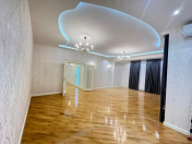 Satılır 4 otaqlı 155 m2 yeni tikili 8 mkr