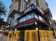 Satılır 3 otaqlı 135 m2 köhnə tikili Qara Qarayev m.