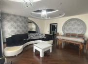 Satılır 3 otaqlı 165 m2 yeni tikili 8 Noyabr m.