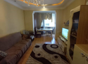 Satılır 3 otaqlı 60 m2 köhnə tikili Nizami m.