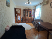 Satılır 2 otaqlı 70 m2 köhnə tikili 28 May m.