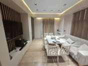 Satılır 2 otaqlı 65 m2 yeni tikili 28 May m.