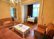 Satılır 2 otaqlı 45 m2 köhnə tikili 28 May m.