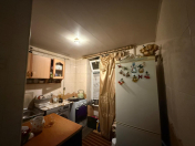 Satılır 2 otaqlı 60 m2 köhnə tikili 8 km