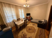 Satılır 2 otaqlı 55 m2 köhnə tikili Gənclik m.
