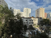 Satılır 2 otaqlı 50 m2 köhnə tikili İnşaatçılar m.
