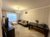 Satılır 2 otaqlı 65 m2 köhnə tikili Xalqlar Dostluğu m.