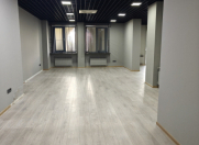 İcarəyə verilir 2 otaqlı 92.7 m2 ofis 28 Mall