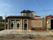 Satılır 6 otaqlı 250 m2 villa Saray