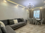 Satılır 3 otaqlı 80 m2 köhnə tikili Həzi Aslanov m.