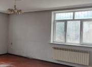 Satılır 3 otaqlı 90 m2 köhnə tikili Həzi Aslanov m.