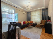 Satılır 2 otaqlı 60 m2 yeni tikili İnşaatçılar m.