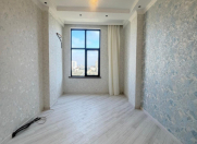 Satılır 3 otaqlı 77 m2 yeni tikili Bakıxanov
