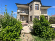 Satılır 6 otaqlı 250 m2 həyət evi Dədə Qorqud