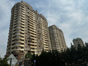 Satılır 3 otaqlı 161 m2 yeni tikili Şah İsmayıl Xətai m.