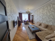 Satılır 3 otaqlı 135 m2 yeni tikili İnşaatçılar m.