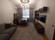 Satılır 3 otaqlı 80 m2 köhnə tikili Memar Əcəmi m.