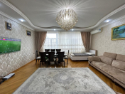 Satılır 3 otaqlı 148 m2 yeni tikili Şah İsmayıl Xətai m.