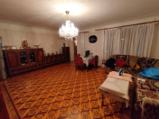 Satılır 4 otaqlı 110 m2 köhnə tikili Nəriman Nərimanov m.