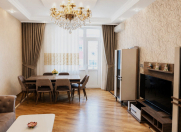 Satılır 3 otaqlı 145 m2 yeni tikili 28 May m.