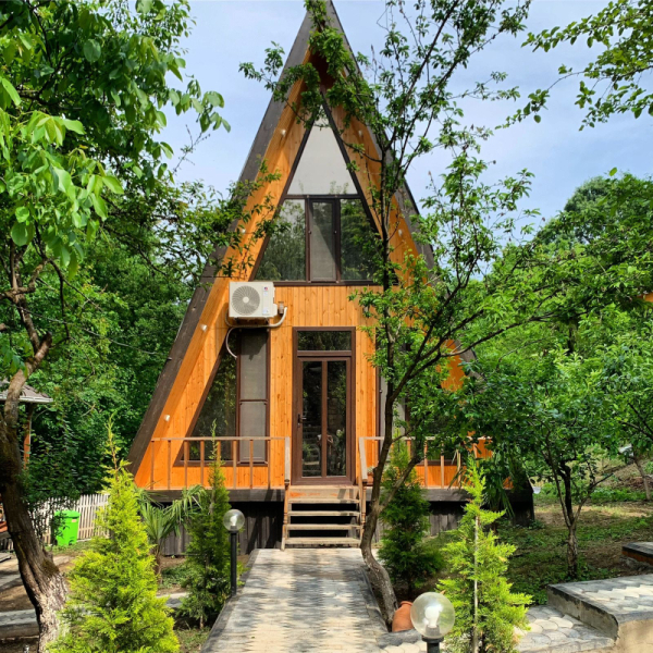 İcarəyə verilir 2 otaqlı 60 m2 həyət evi Lerik