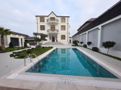 Satılır 11 otaqlı 465 m2 villa Mərdəkan