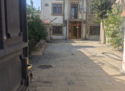 Satılır 5 otaqlı 280 m2 bağ evi 8 km