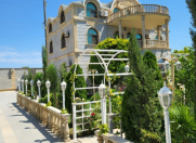 Satılır 14 otaqlı 900 m2 villa Türkan