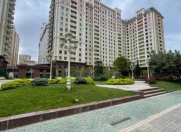 Satılır 3 otaqlı 120 m2 yeni tikili Elmlər Akademiyası m.