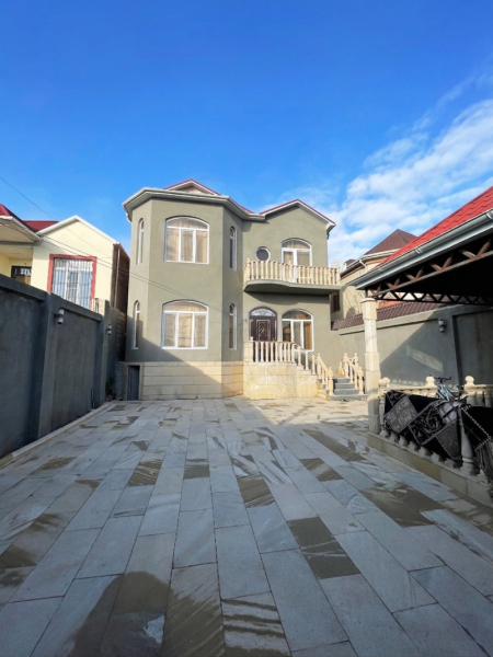 Satılır 6 otaqlı 180 m2 həyət evi Y.Ramana