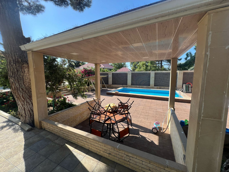 Satılır 4 otaqlı 160 m2 bağ evi Sabunçu r.