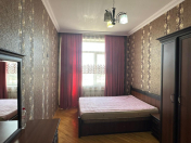 Satılır 3 otaqlı 110 m2 yeni tikili Gənclik m.