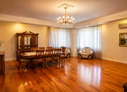Satılır 4 otaqlı 170 m2 yeni tikili 28 May m.