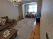Satılır 3 otaqlı 75 m2 köhnə tikili İnşaatçılar m.