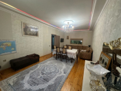 Satılır 6 otaqlı 250 m2 həyət evi Bayıl