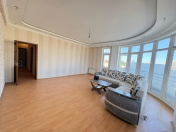 Satılır 3 otaqlı 145 m2 yeni tikili İnşaatçılar m.