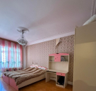Satılır 4 otaqlı 82 m2 köhnə tikili Heydər Əliyev Mərkəzi