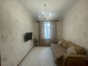 Satılır 2 otaqlı 60 m2 köhnə tikili Metropark