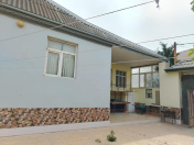 Satılır 3 otaqlı 100 m2 həyət evi Binə